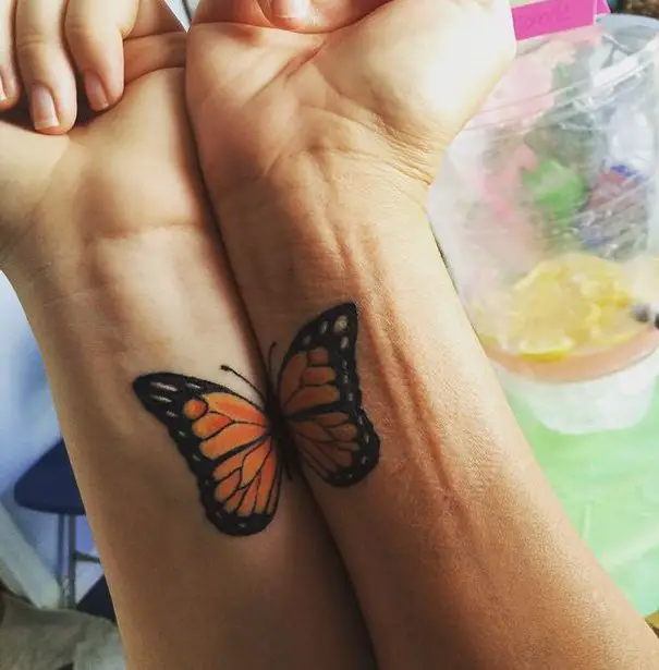 tatuagem de asas de borboleta mãe filha