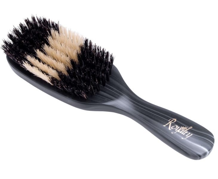 Escova de cerdas naturais que adiciona brilho ao cabelo