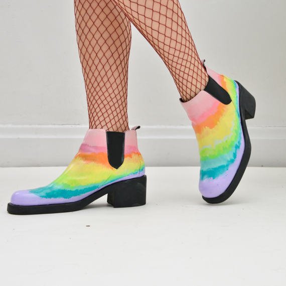 Sapatos arco-íris