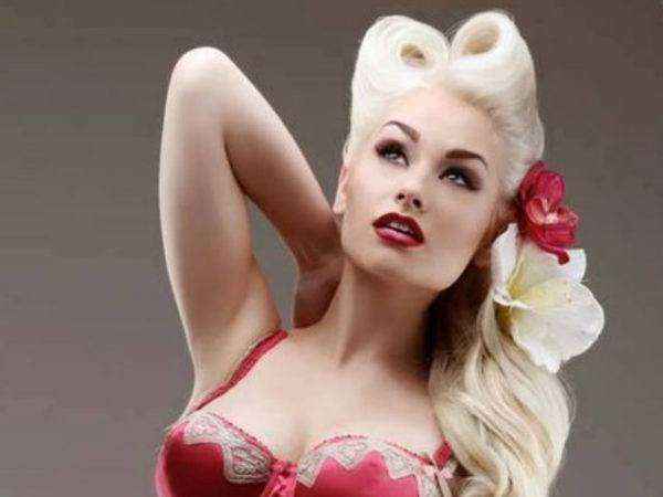 hairstyles-pin-up-blonde-red-flower