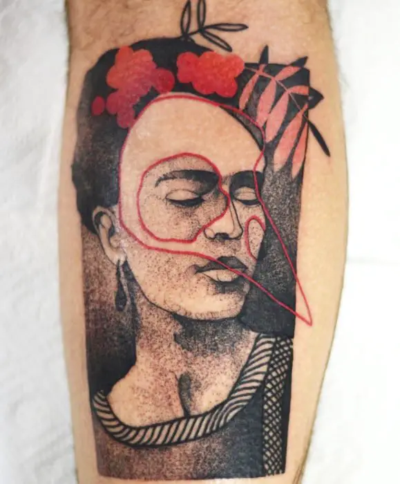 Tatuagens surreais de Frida Kahlo na perna