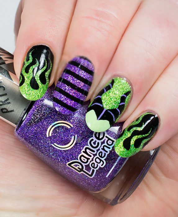 Maleficent halloween desenho de unhas 