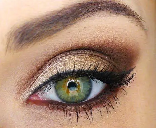 como-maquiar-olhos-verdes-usar-tons de cobre