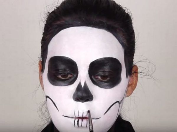 maquiagem-halloween-esqueleto-passo-5