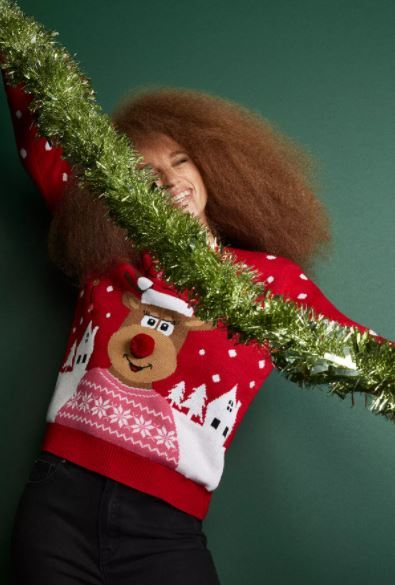 Tendências em suéteres de Natal para 2023 na Primark