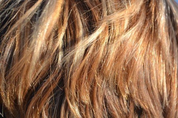 quais-são-os-benefícios-de-uma-tintura-sem-amônia-e-sem-peróxido de hidrogênio-o-melhor-cabelo-loiro